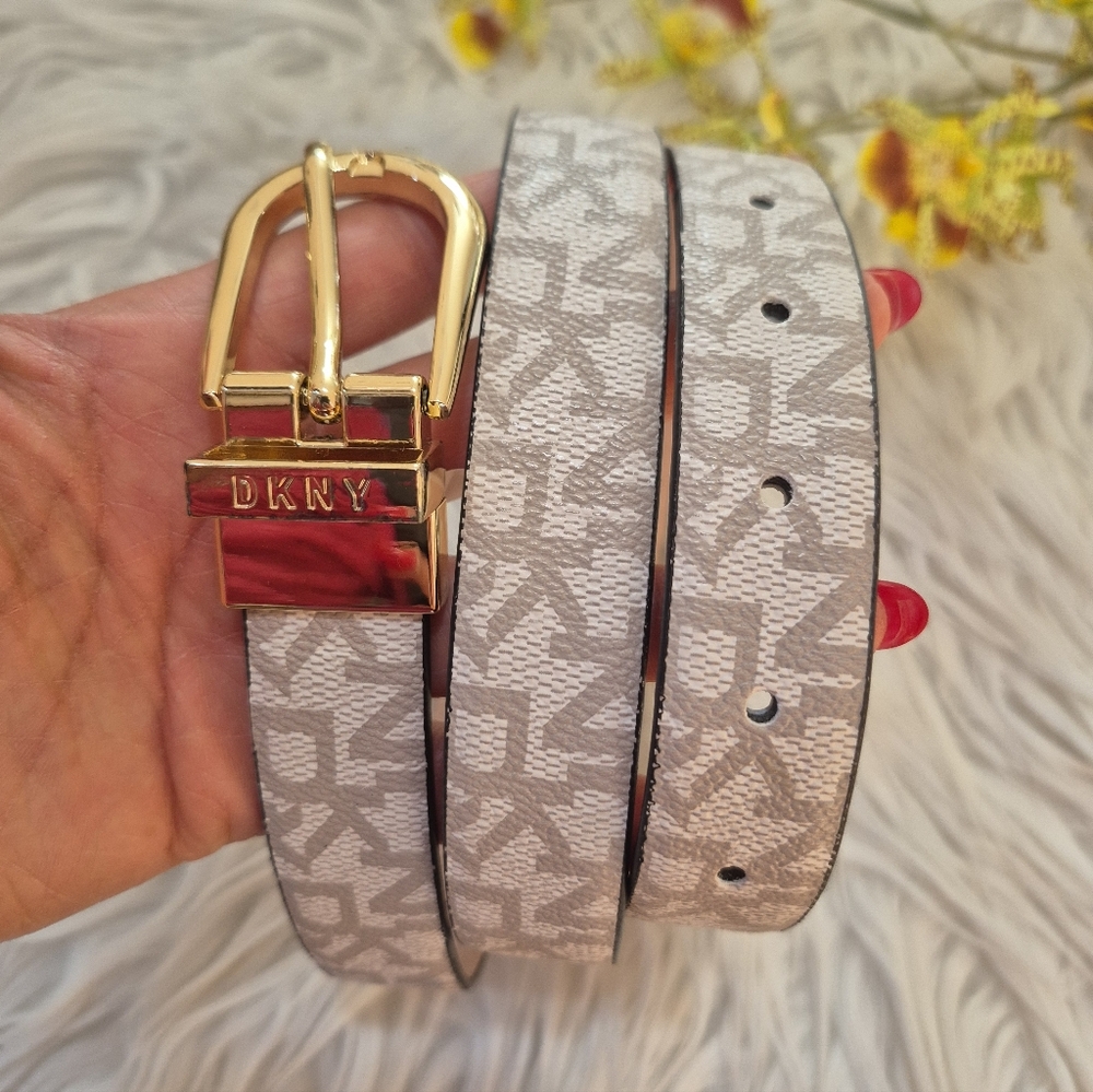 DKNY Women's Gray and White Belt.